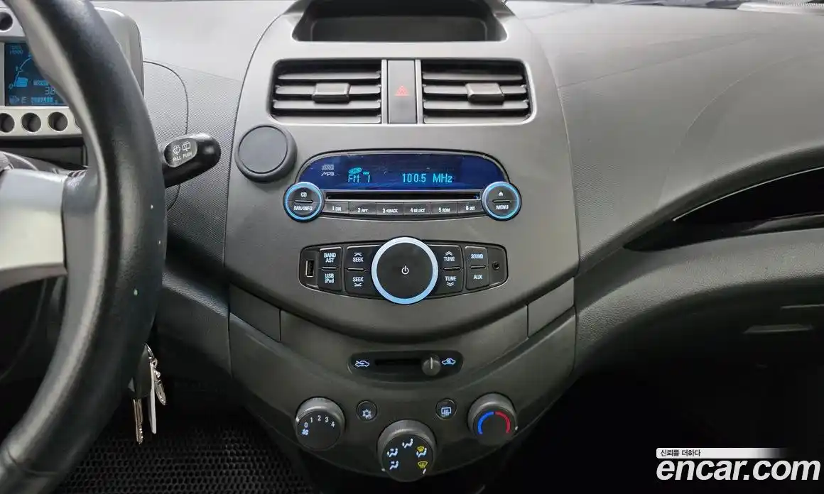 Chevrolet Spark 2012 1.0 Автомат в Москве № 2007, фото 17