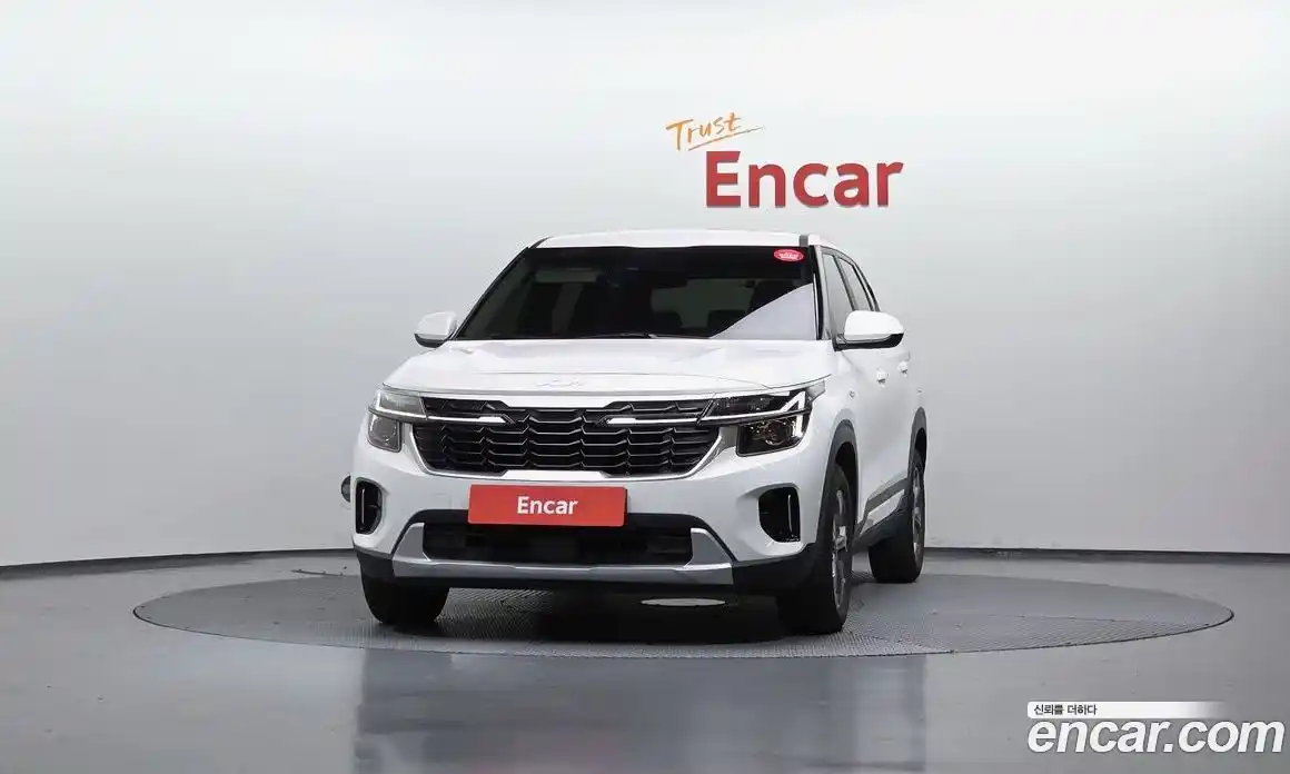 Kia Seltos 2024 1.6 Автомат в Москве № 20101, фото 1