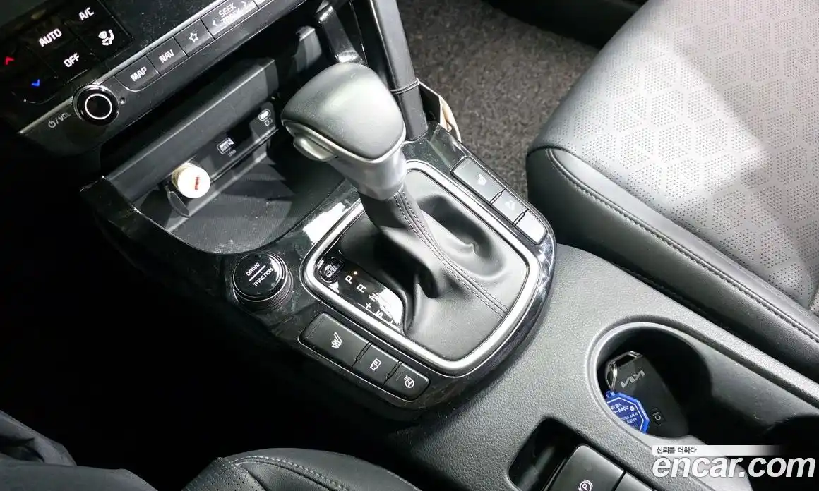 Kia Seltos 2024 1.6 Автомат в Москве № 20101, фото 17