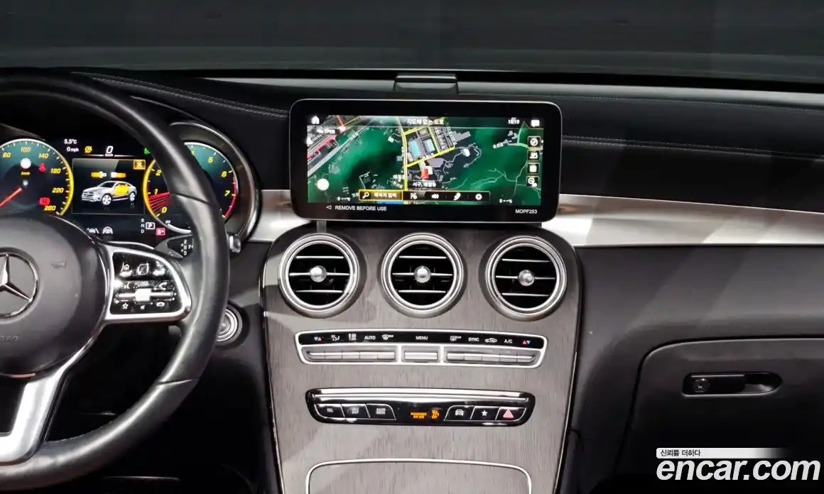 Mercedes-Benz GLC-Class 2023 2.0 Автомат в Москве № 204115, фото 15