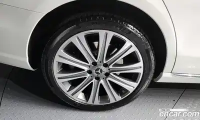 Mercedes-Benz E-Class 2023 2.0 Автомат в Москве № 205158, миниатюра 5