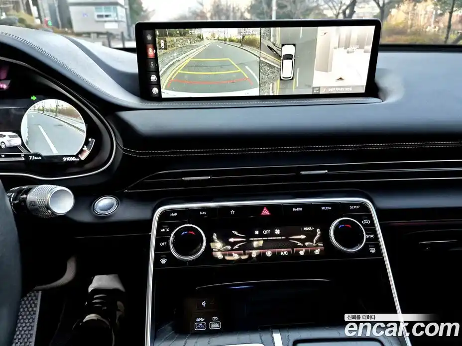 Genesis GV80 2020 3.0 Автомат в Москве № 206379, фото 16