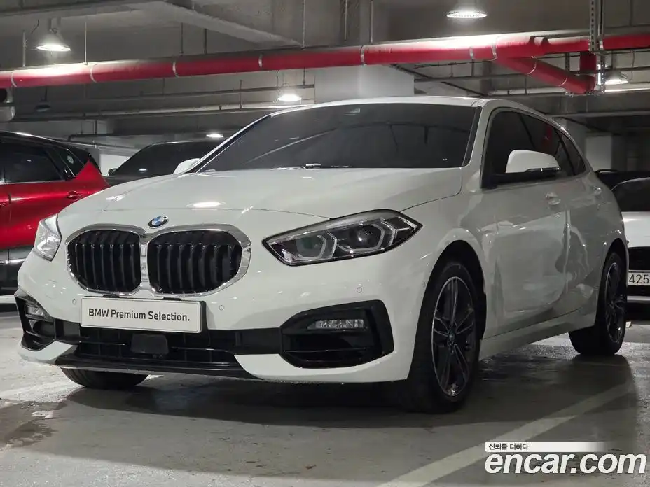 BMW 1-Series 2023 2.0 Автомат в Москве № 211009, фото 1