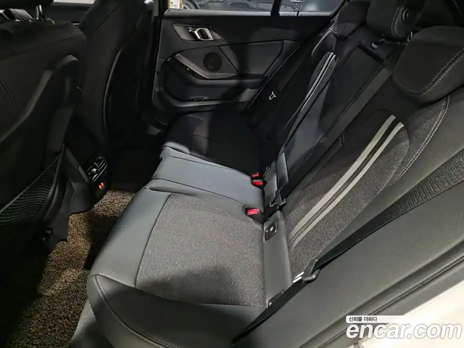 BMW 1-Series 2023 2.0 Автомат в Москве № 211009, фото 13