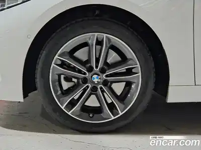 BMW 1-Series 2023 2.0 Автомат в Москве № 211009, миниатюра 5