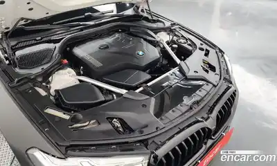 BMW 5-Series 2022 2.0 Автомат в Москве № 211355, миниатюра 2