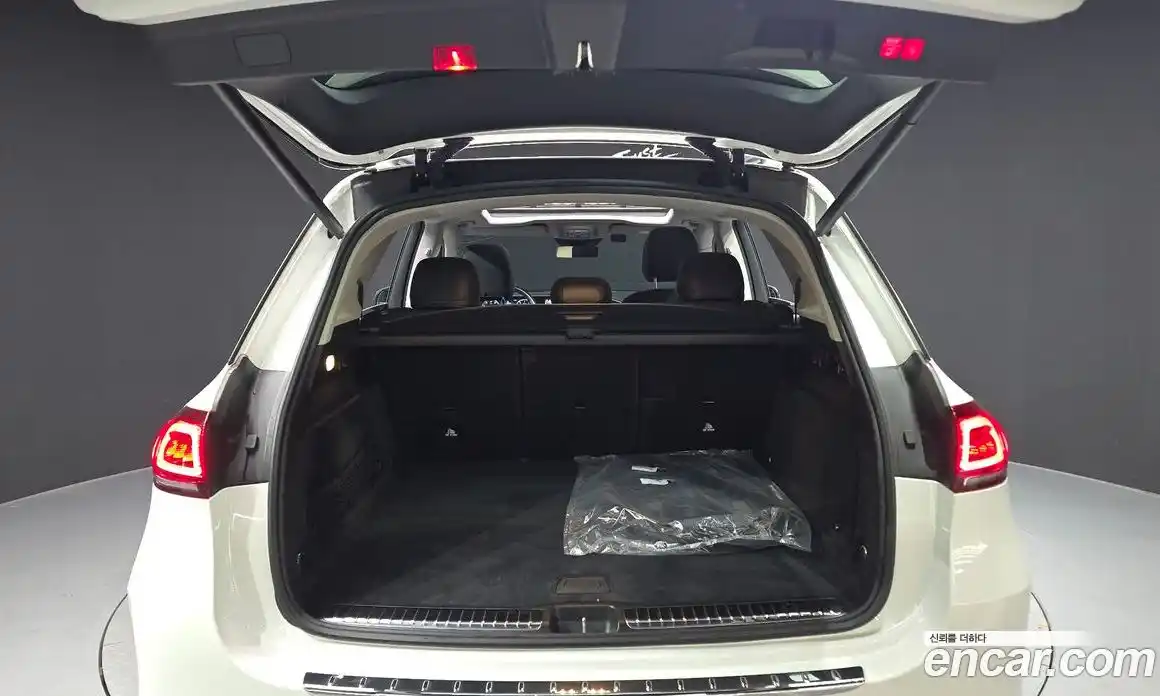 Mercedes-Benz GLE-Class 2023 3.0 Автомат в Москве № 211933, фото 14