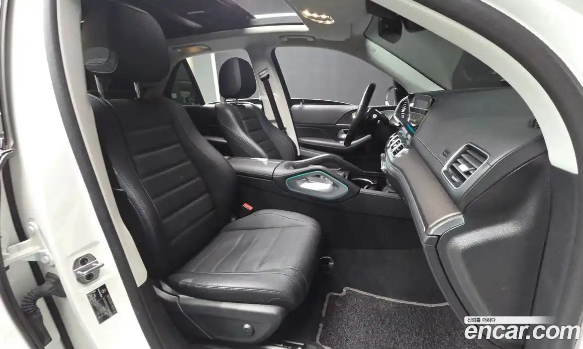 Mercedes-Benz GLE-Class 2023 3.0 Автомат в Москве № 211933, фото 17