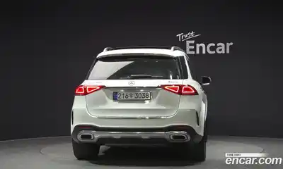 Mercedes-Benz GLE-Class 2023 3.0 Автомат в Москве № 211933, миниатюра 3