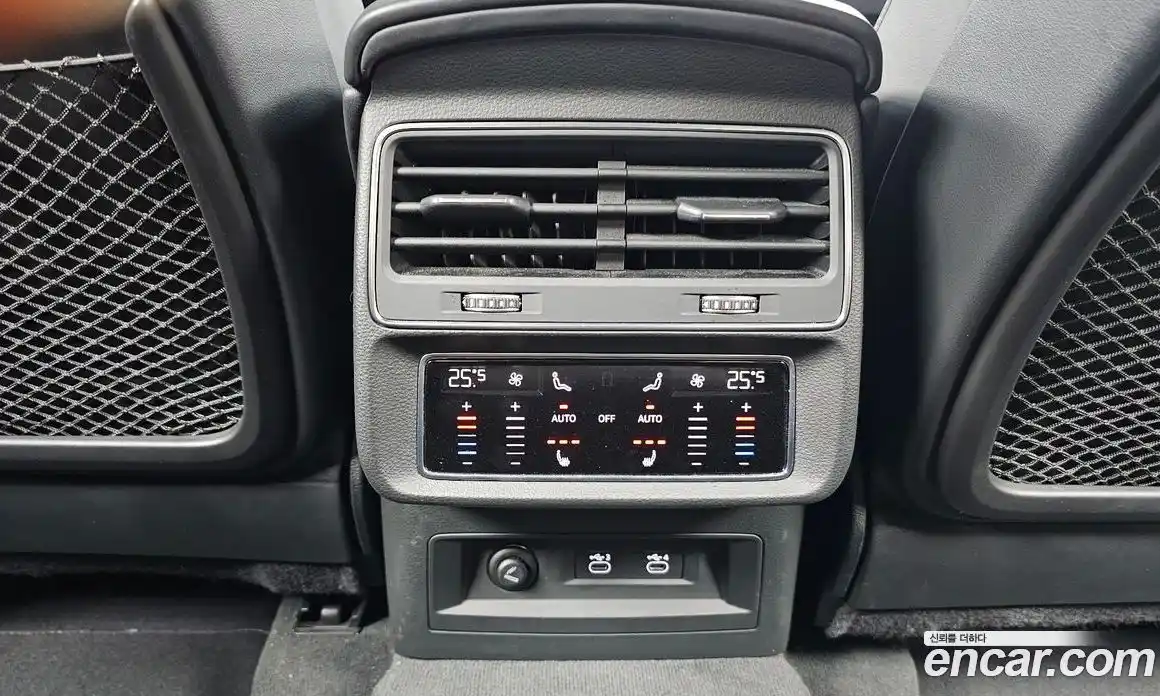 Audi Q7 2021 3.0 Автомат в Москве № 212357, фото 13