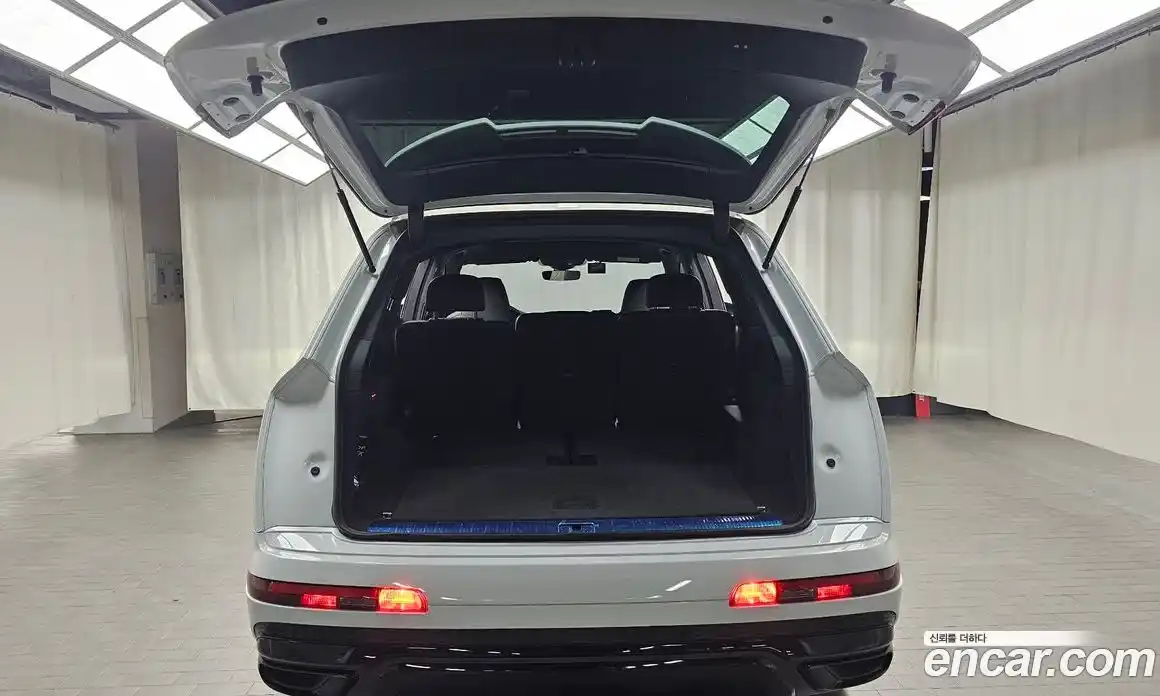 Audi Q7 2021 3.0 Автомат в Москве № 212357, фото 14