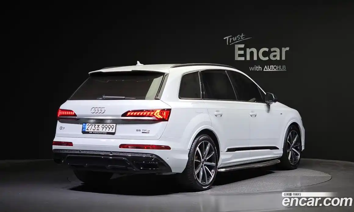 Audi Q7 2021 3.0 Автомат в Москве № 212357, фото 17