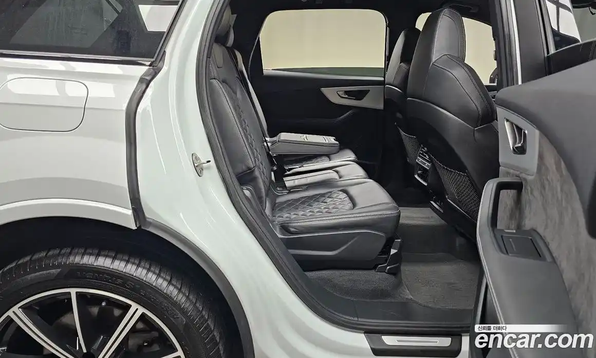 Audi Q7 2021 3.0 Автомат в Москве № 212357, фото 5