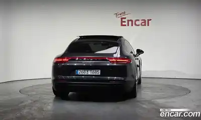Porsche Panamera 2018 3.0 Автомат в Москве № 213278, миниатюра 3