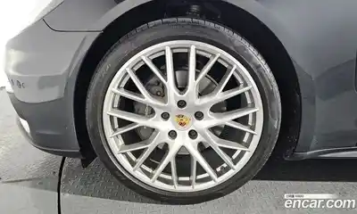 Porsche Panamera 2018 3.0 Автомат в Москве № 213278, миниатюра 4