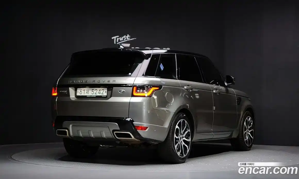 Land Rover Range-Rover Sport 2019 3.0 Автомат в Москве № 213540, фото 13