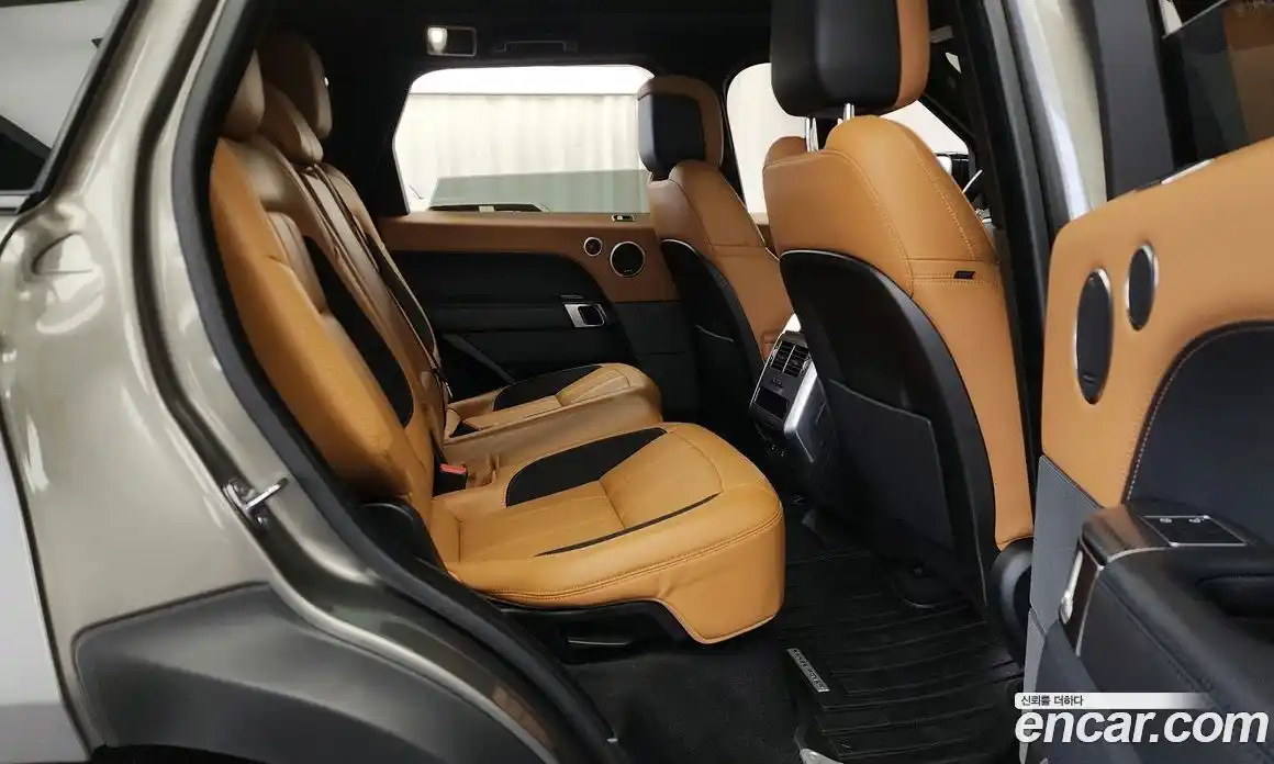 Land Rover Range-Rover Sport 2019 3.0 Автомат в Москве № 213540, фото 15