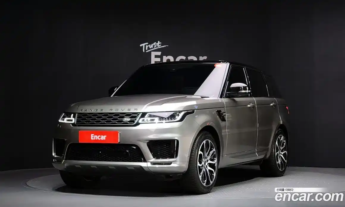 Land Rover Range-Rover Sport 2019 3.0 Автомат в Москве № 213540, фото 4