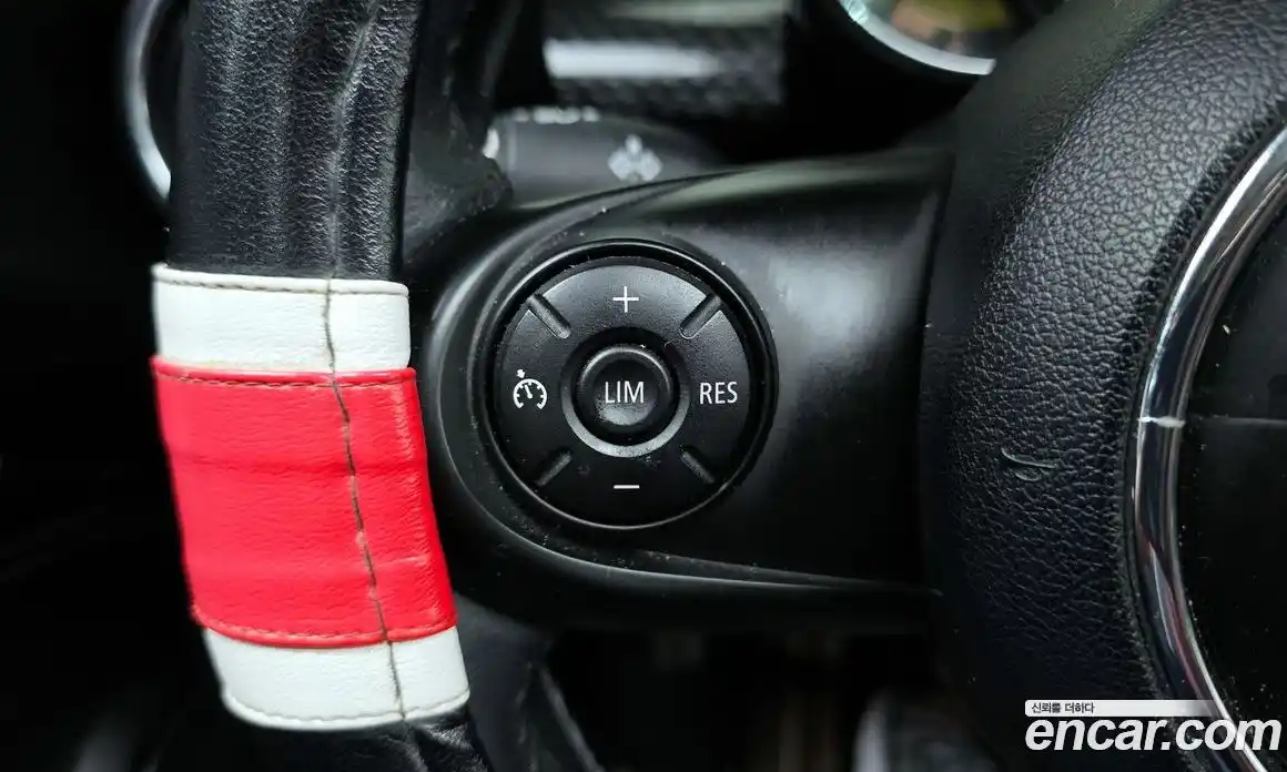 Mini Cooper 2015 2.0 Автомат в Москве № 214398, фото 19