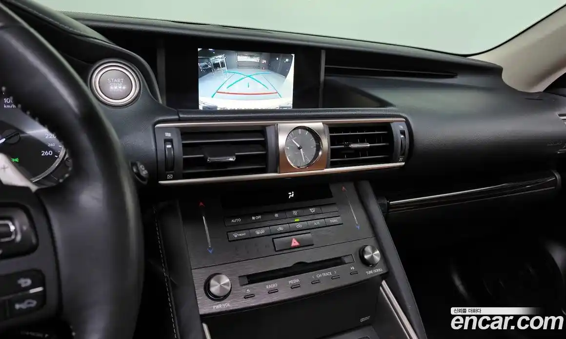 Lexus IS 2019 2.0 Автомат в Москве № 214625, фото 15