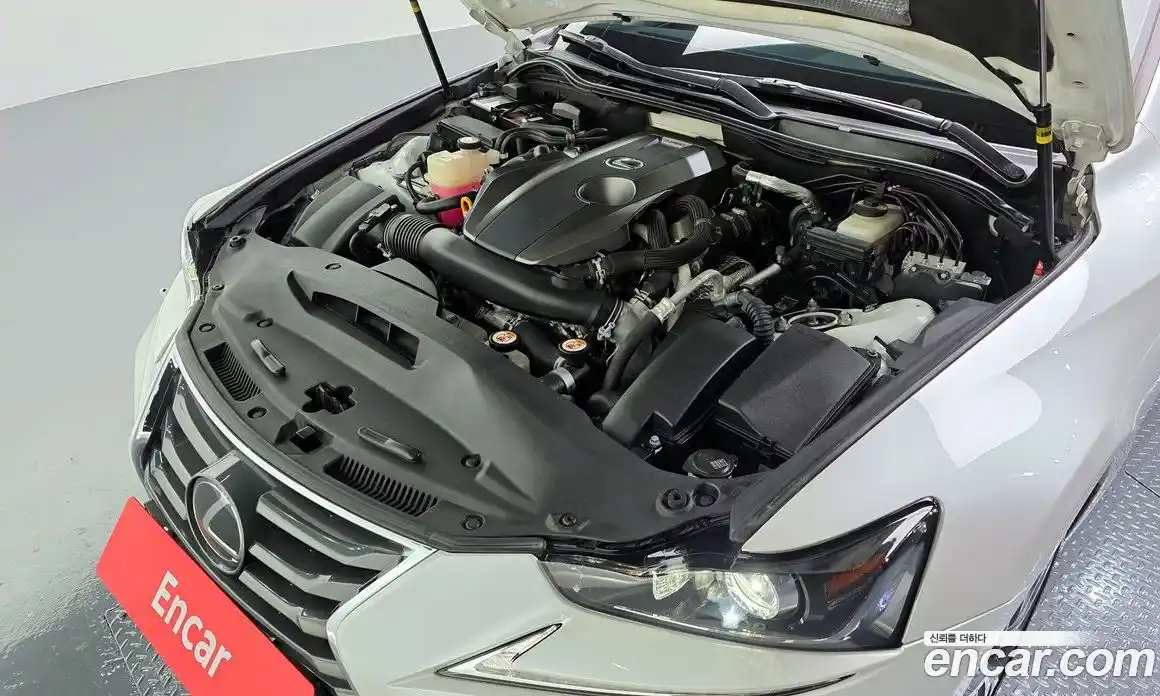 Lexus IS 2019 2.0 Автомат в Москве № 214625, фото 6