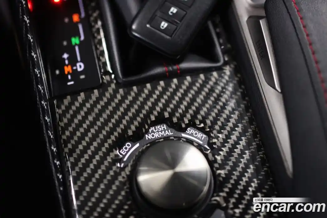 Lexus IS 2017 2.0 Автомат в Москве № 214857, фото 17