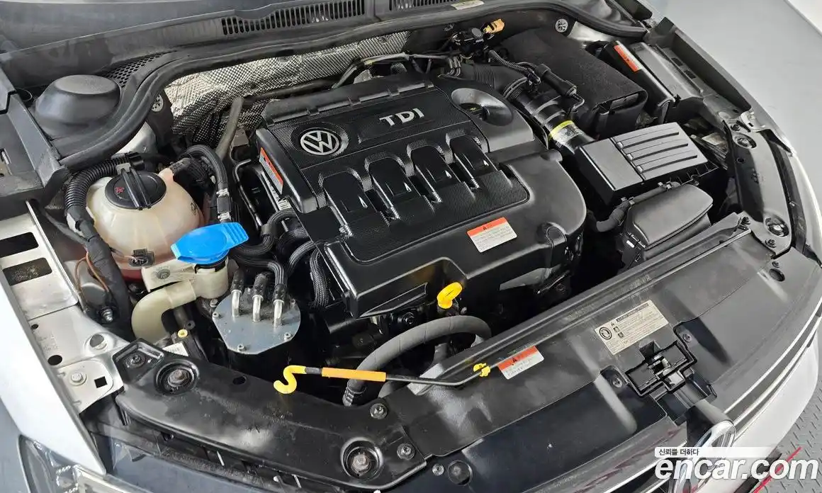 Volkswagen Jetta 2015 2.0 Автомат в Москве № 215363, фото 6