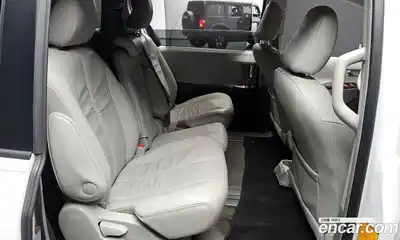 Toyota Sienna 2011 3.5 Автомат в Москве № 215543, миниатюра 6