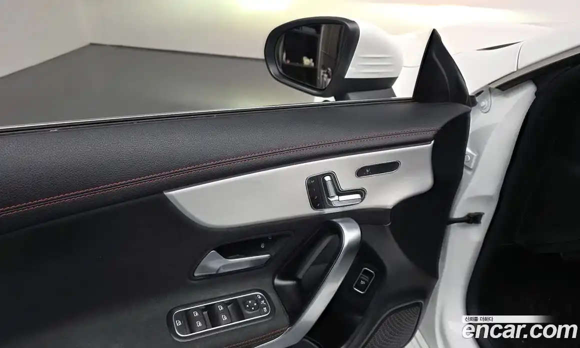 Mercedes-Benz CLA-Class 2024 2.0 Автомат в Москве № 222290, фото 17