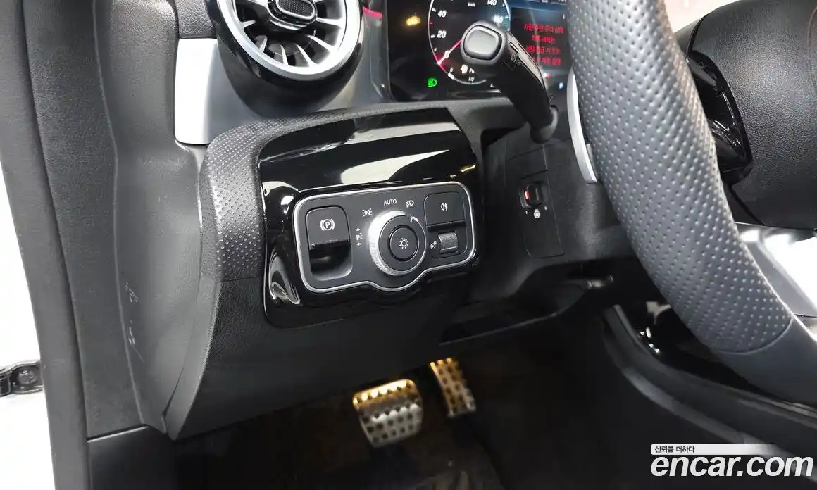 Mercedes-Benz CLA-Class 2024 2.0 Автомат в Москве № 222290, фото 18