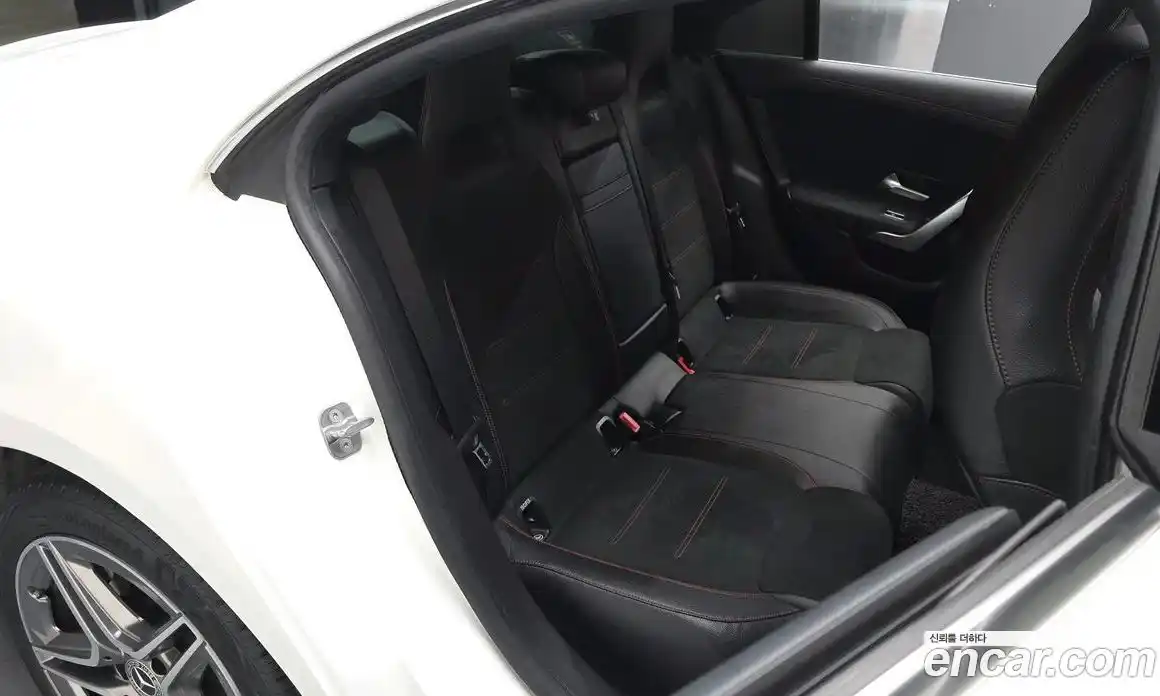 Mercedes-Benz CLA-Class 2024 2.0 Автомат в Москве № 222290, фото 9