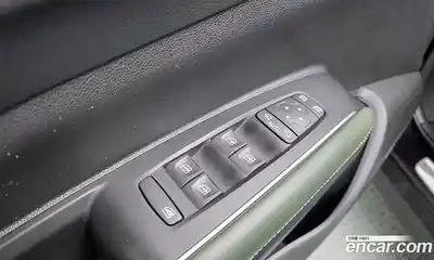 Renault QM6 2024 2.0 Автомат в Москве № 223375, миниатюра 3