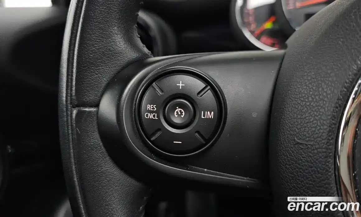 Mini Cooper 2019 1.5 Автомат в Москве № 224025, фото 19