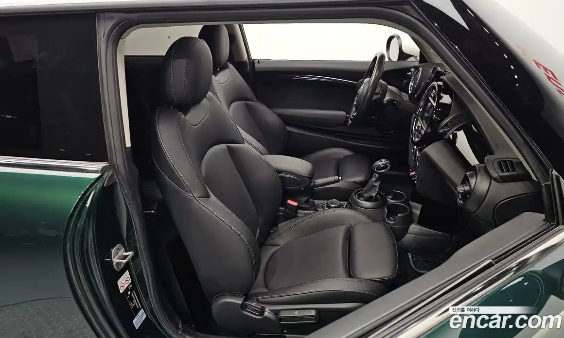 Mini Cooper 2019 1.5 Автомат в Москве № 224025, фото 5