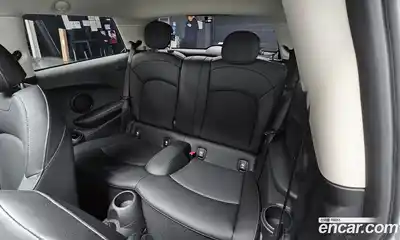 Mini Cooper 2019 1.5 Автомат в Москве № 224025, миниатюра 6
