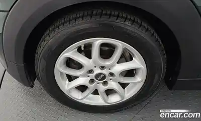 Mini Cooper 2019 1.5 Автомат в Москве № 224025, миниатюра 9