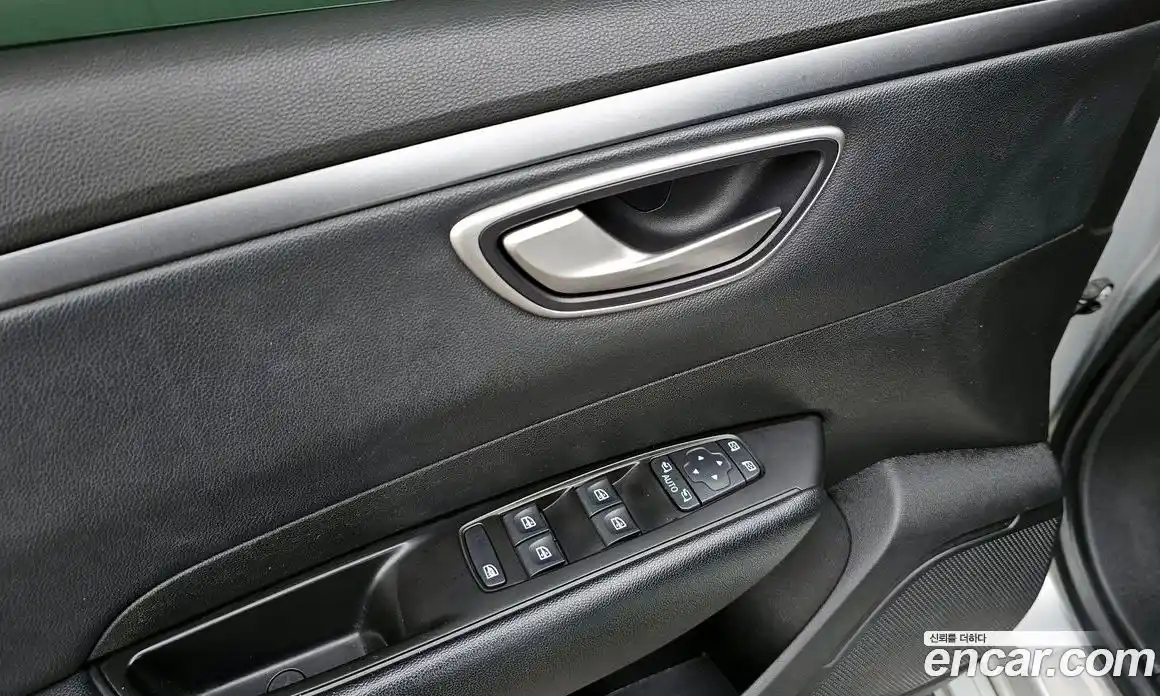 Renault SM6 2017 2.0 Автомат в Москве № 227099, фото 8