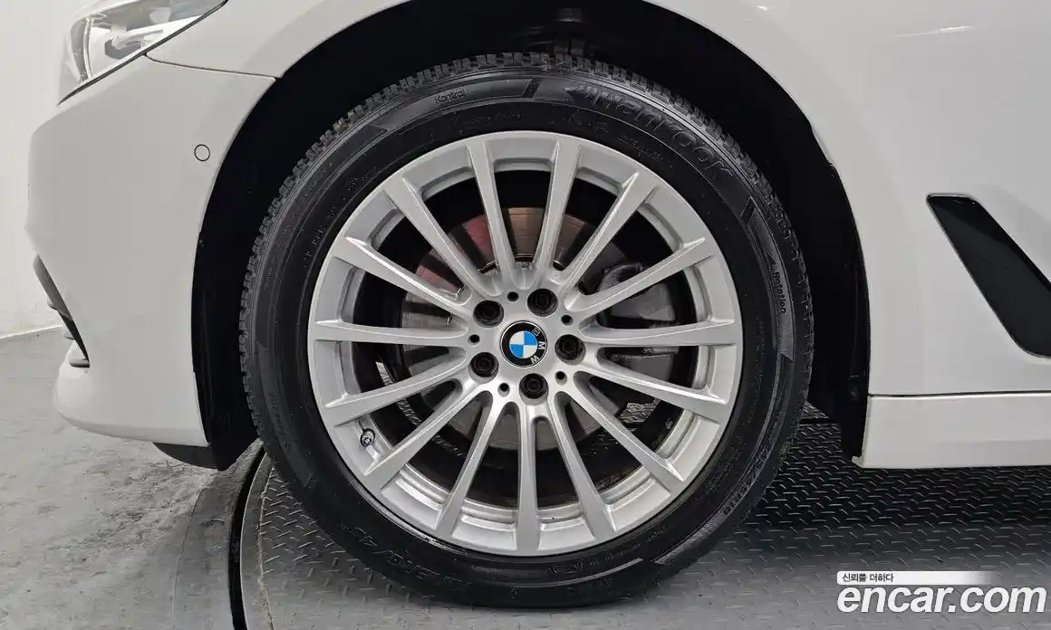 BMW 5-Series 2020 2.0 Автомат в Москве № 228934, фото 4