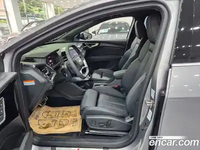 Audi Q4 e-tron 2025 0.2 Автомат в Москве № 230259, миниатюра 5