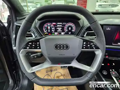 Audi Q4 e-tron 2025 0.2 Автомат в Москве № 230259, миниатюра 9