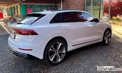 Audi Q8 2025 3.0 Автомат в Москве № 230272, миниатюра 3