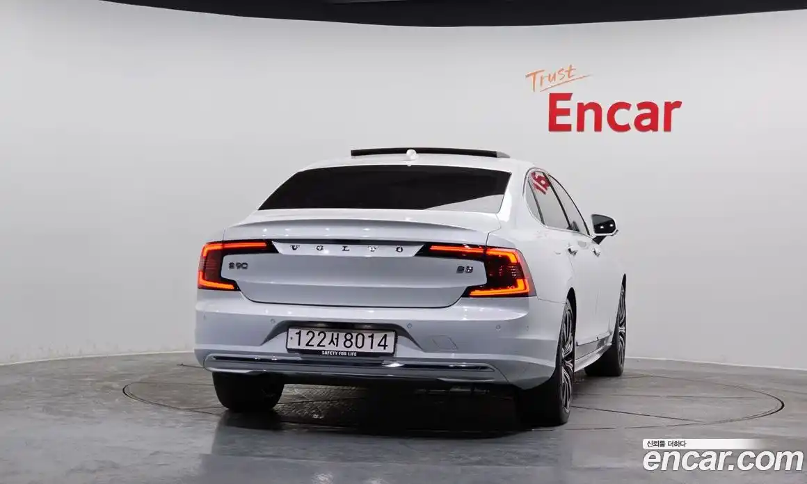 Volvo S90 2023 2.0 Автомат в Москве № 230498, фото 13