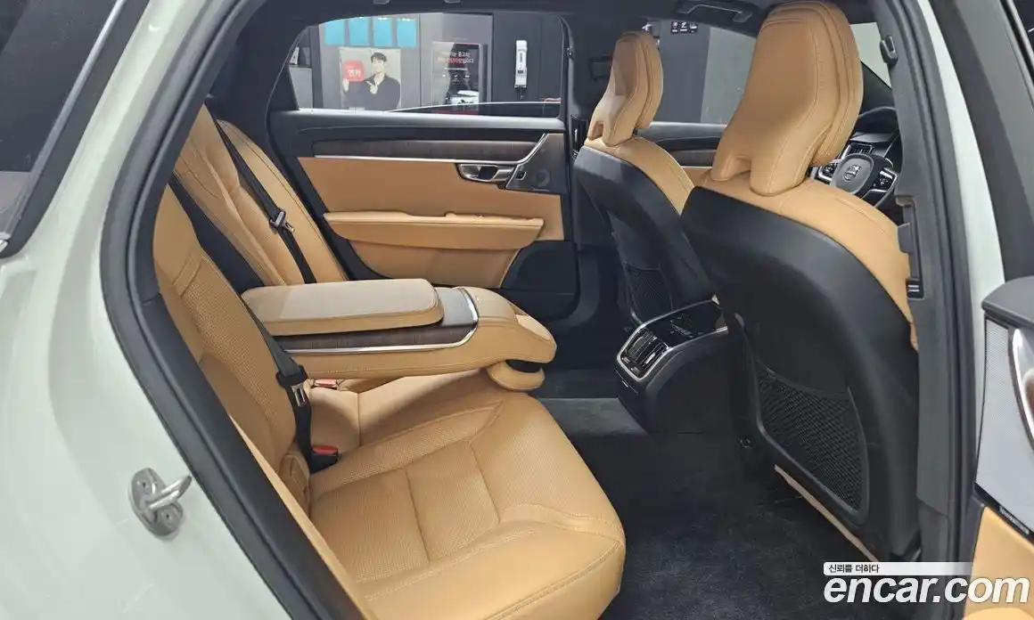 Volvo S90 2023 2.0 Автомат в Москве № 230498, фото 16