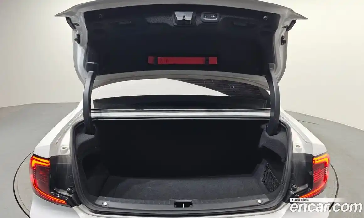 Volvo S90 2023 2.0 Автомат в Москве № 230498, фото 5