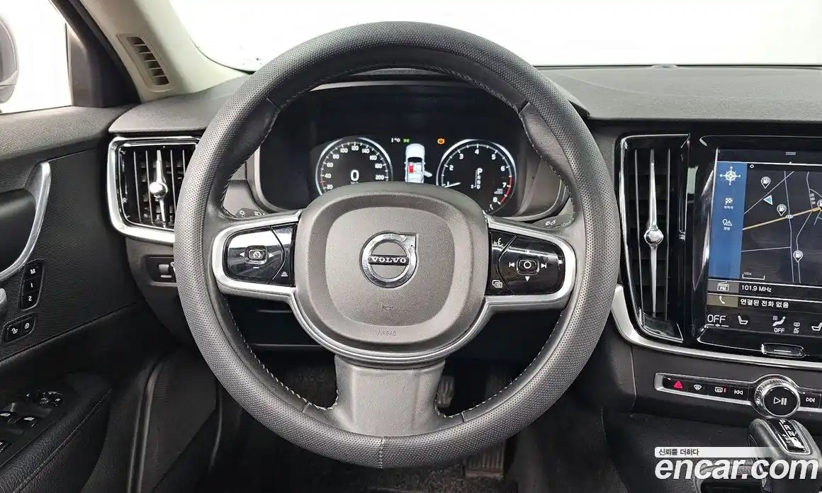 Volvo S90 2017 2.0 Автомат в Москве № 230670, фото 13