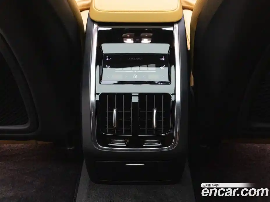 Volvo S90 2024 2.0 Автомат в Москве № 230804, фото 16