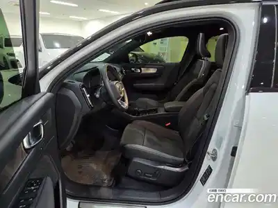 Volvo XC40 2024 0.2 Автомат в Москве № 230837, миниатюра 6