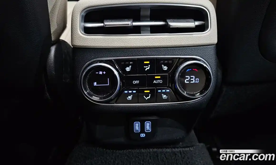 Genesis GV70 2022 2.5 Автомат в Москве № 23087, фото 20