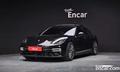 Porsche Panamera, 2023