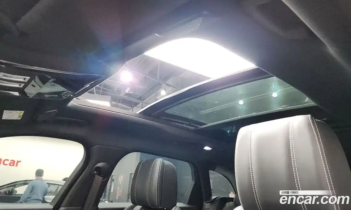 Land Rover Range-Rover Velar 2022 3.0 Автомат в Москве № 231276, фото 4